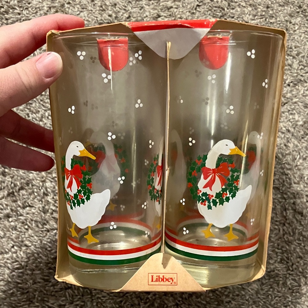 NWT Vintage Libbey Festive Christmas Goose Glass Set of 4